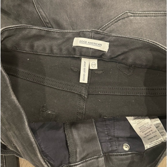 Good American Good Legs Crop 6/28 Black Faded Jeans - Picture 4 of 4